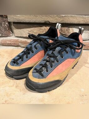 Garmont Sticky Weekend Suede Shoes in Blue, Coral & Tan